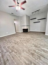 943 Azalia Dr in Lewisville, TX - Building Photo - Building Photo