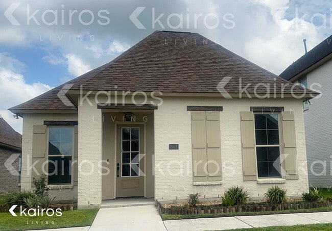 property at 3016 Forestwood Dr