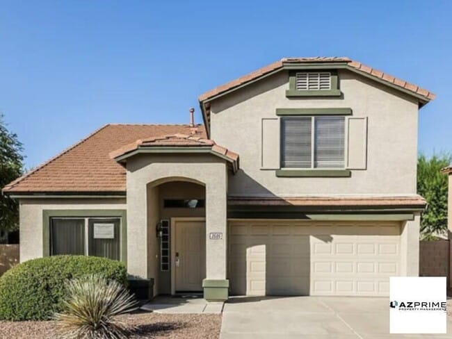 property at 2505 W Red Fox Rd