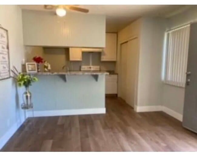 property at 1323 Pinetree Dr