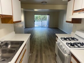 14655 Sylvan Street in Van Nuys, CA - Building Photo - Building Photo