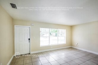 10005 SW 166th St in Miami, FL - Building Photo - Building Photo