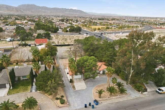 5959 N Butler St in Las Vegas, NV - Building Photo - Building Photo