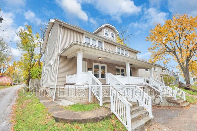 1038 Forest St in Columbus, OH - Building Photo - Building Photo