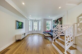 25 U St NE, Unit 2 in Washington, DC - Building Photo - Building Photo