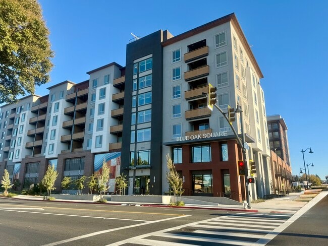 Blue Oak Square Apartments