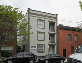 1671 Washington Apartments