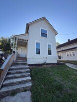 1027 Yale St in Akron, OH - Building Photo