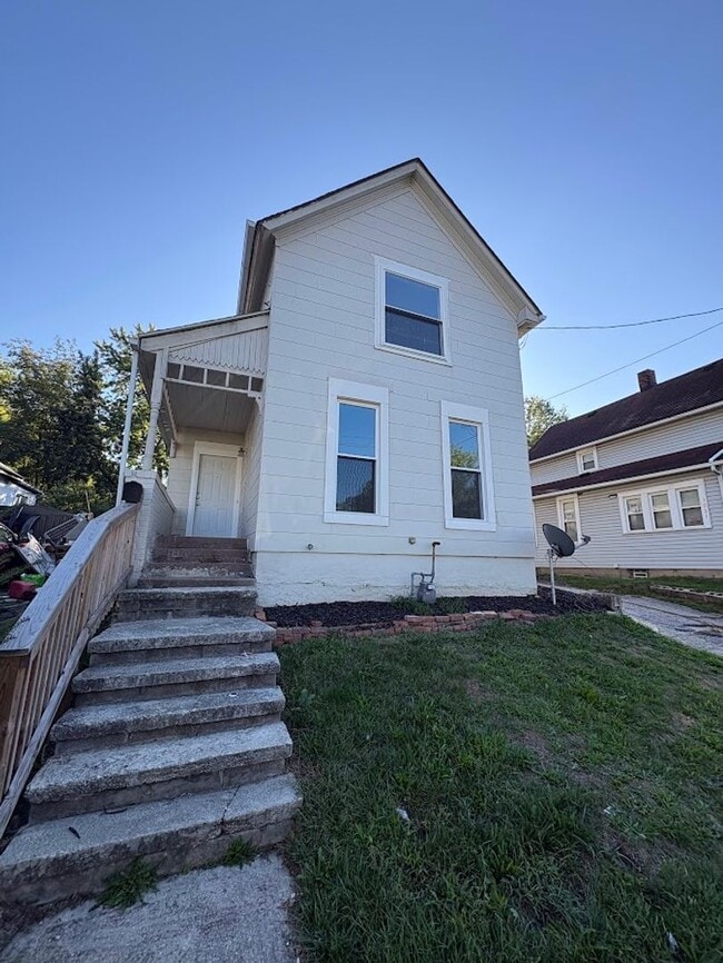 property at 1027 Yale St