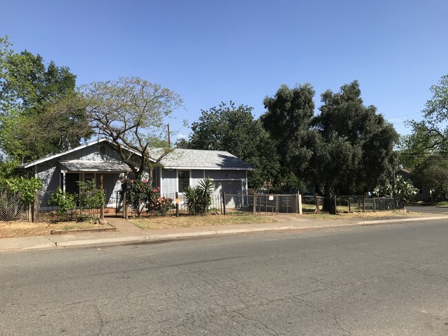 3055 Spencer Ave in Oroville, CA - Building Photo - Building Photo