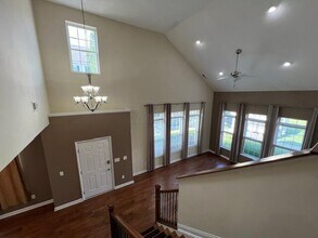 7524 Acela St in Columbus, OH - Foto de edificio - Building Photo