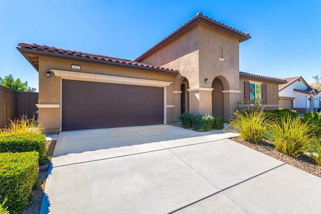 5013 Azalea Park Way in Rancho Cordova, CA - Building Photo - Building Photo