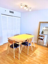 770 Claughton Island Dr, Unit 1405 in Miami, FL - Foto de edificio - Building Photo