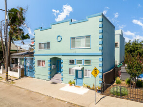 886 45th St in Oakland, CA - Foto de edificio - Building Photo