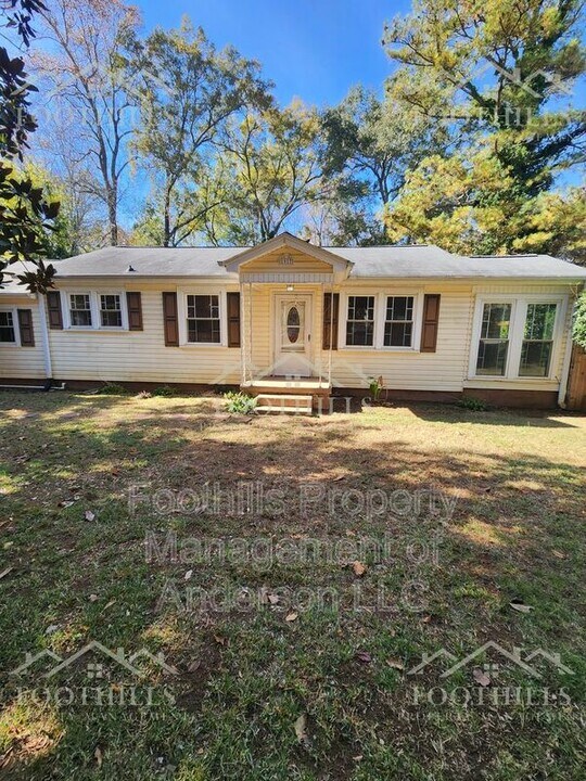 1917 Inman Dr in Anderson, SC - Building Photo