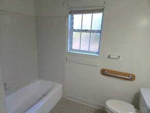 3669 Earl St in Macon, GA - Foto de edificio - Building Photo