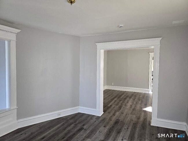 154 Plaza Ave in Waterbury, CT - Building Photo - Building Photo