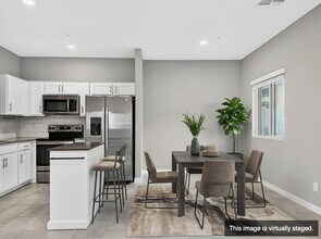 8460 N 22nd Dr in Phoenix, AZ - Building Photo - Building Photo