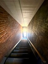 415 S James St, Unit #3 in Ludington, MI - Building Photo