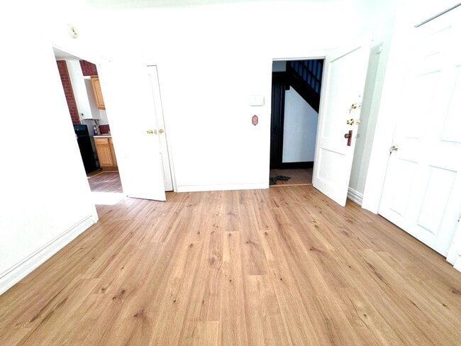 79 Pamrapo Ave in Jersey City, NJ - Building Photo - Building Photo