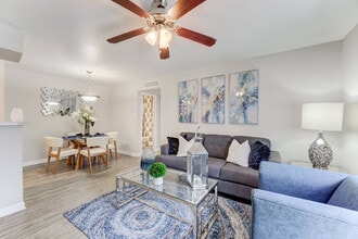 The Flats at Veranda Ridge in Texas City, TX - Building Photo - Building Photo