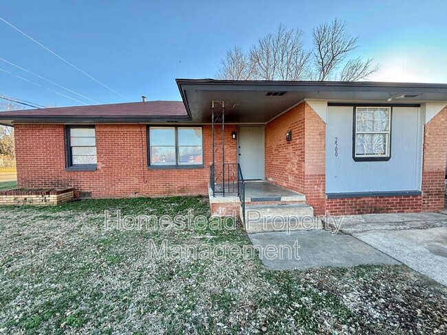 2500 SW 48th St in Oklahoma City, OK - Building Photo - Building Photo