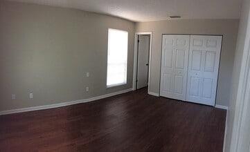 7423 Colony Cove Ln in Jacksonville, FL - Building Photo - Building Photo