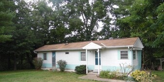 116 1/2 Houston St in Lexington, VA - Building Photo