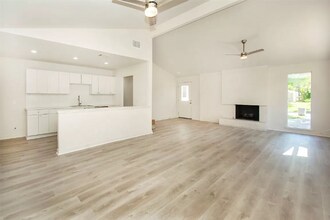 3057 Dothan Ln in Dallas, TX - Building Photo - Building Photo