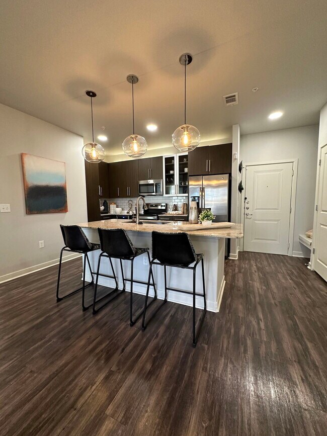 2601 Live Oak St in Dallas, TX - Building Photo - Building Photo