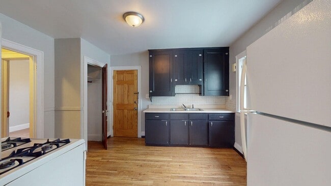 property at 18908 Cherokee Ave