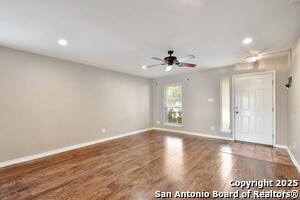 8975 Scarlet Creek in Universal City, TX - Building Photo - Building Photo