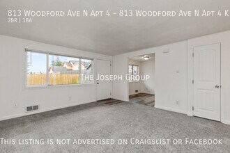 813 Woodford Ave N, Unit 813 Woodford Ave N Apt 4 Kent in Kent, WA - Foto de edificio - Building Photo