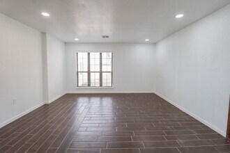 2121 S 130th E Ave in Tulsa, OK - Building Photo - Building Photo