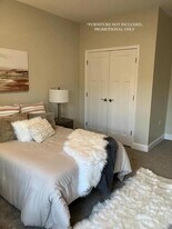 111 Maple Grove Ln in Brevard, NC - Building Photo