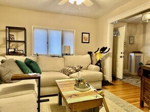 68 Willis Ave in Medford, MA - Building Photo - Building Photo