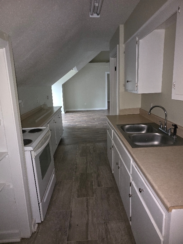 614 Fairview Ave in Greenville, MS - Building Photo - Building Photo