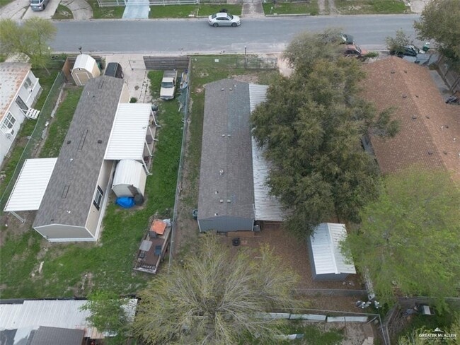 916 Violet Dr in Pharr, TX - Building Photo - Building Photo