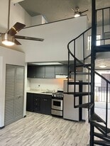 1264 E 113th Ave, Unit J209 in Tampa, FL - Building Photo