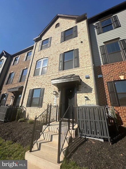 property at 4504 Dandelion Loop