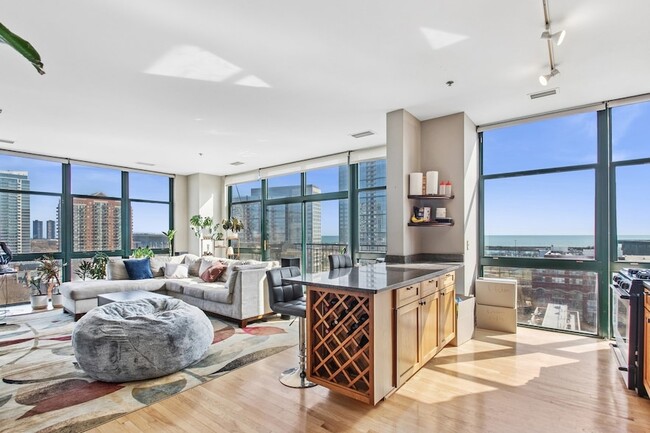 221 E Cullerton St, Unit 1123 in Chicago, IL - Building Photo - Building Photo