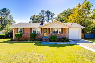 7712 Burdell Dr in Columbia, SC - Building Photo