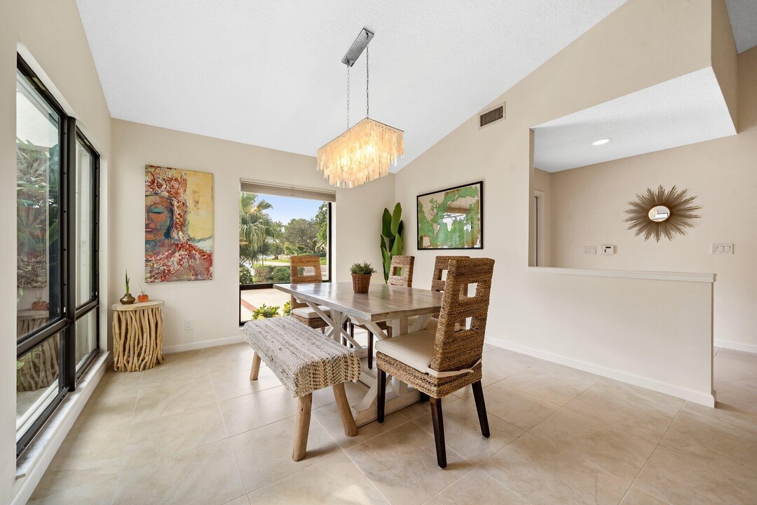 2 Balfour Rd E in Palm Beach Gardens, FL - Foto de edificio
