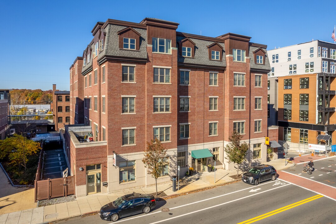 116-118 Rantoul St in Beverly, MA - Building Photo