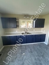9155 Maumee Western Rd in Monclova, OH - Building Photo - Building Photo