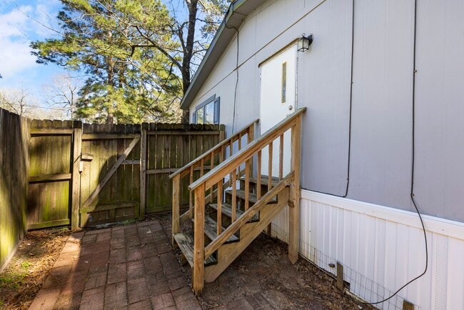 property at 4460 Grand Oaks Dr