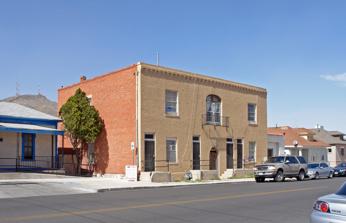 1703-1705 Wyoming Ave in El Paso, TX - Building Photo