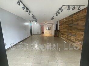 13 W King St in Shippensburg, PA - Building Photo - Building Photo