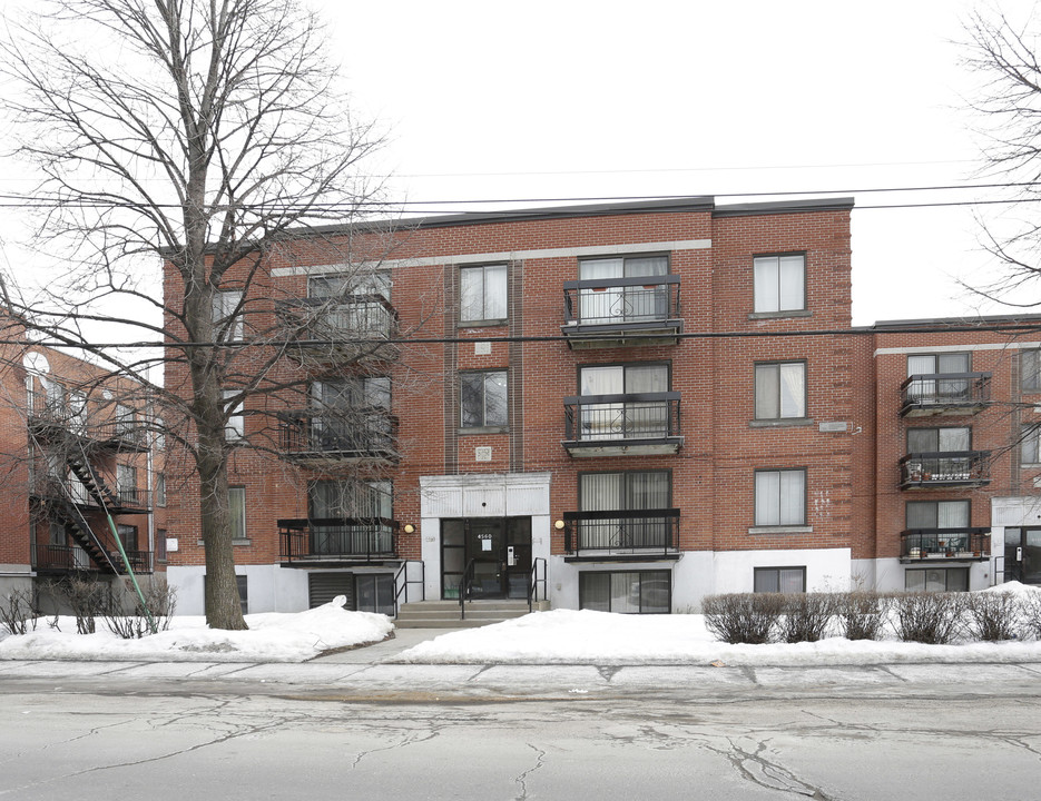 4560 Barclay in Montréal, QC - Building Photo