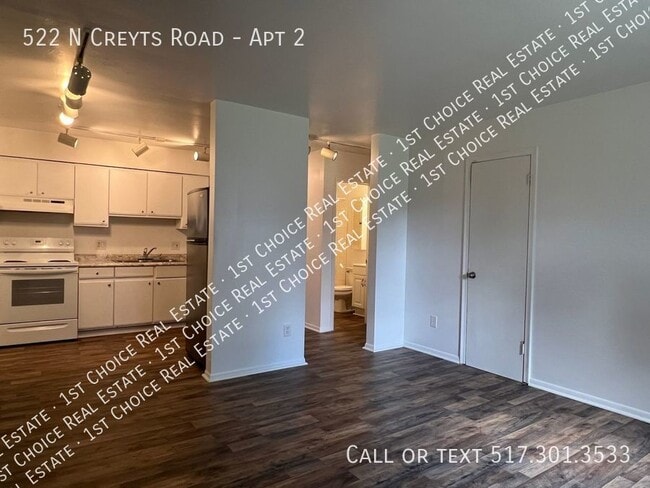 522 N Creyts Rd in Lansing, MI - Building Photo - Building Photo